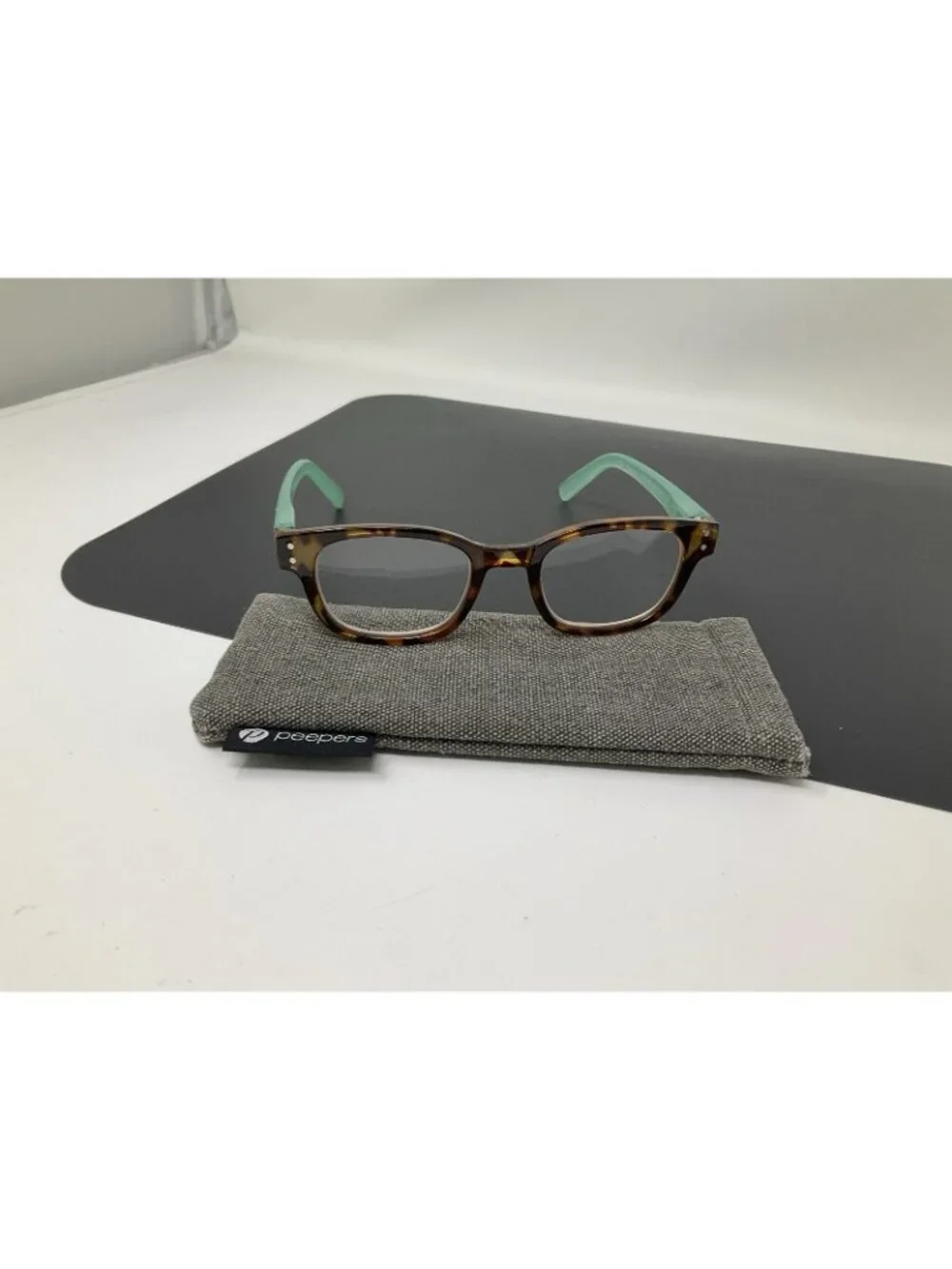 Peepers 2259 Passport Readers +1.25 in Tortoise Shell Gently Used w Case